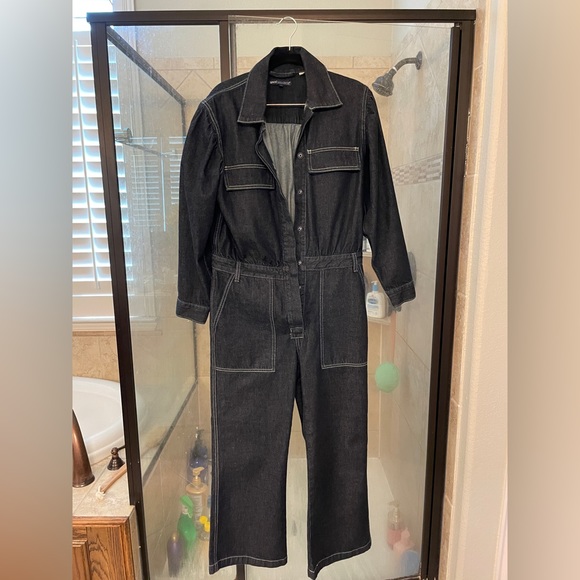 Levi’s denim jumpsuit - Picture 2 of 8